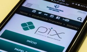 Read more about the article Beneficiária de Pix que contribuiu para a fraude deve responder pelos danos material e moral sofridos pela vítima